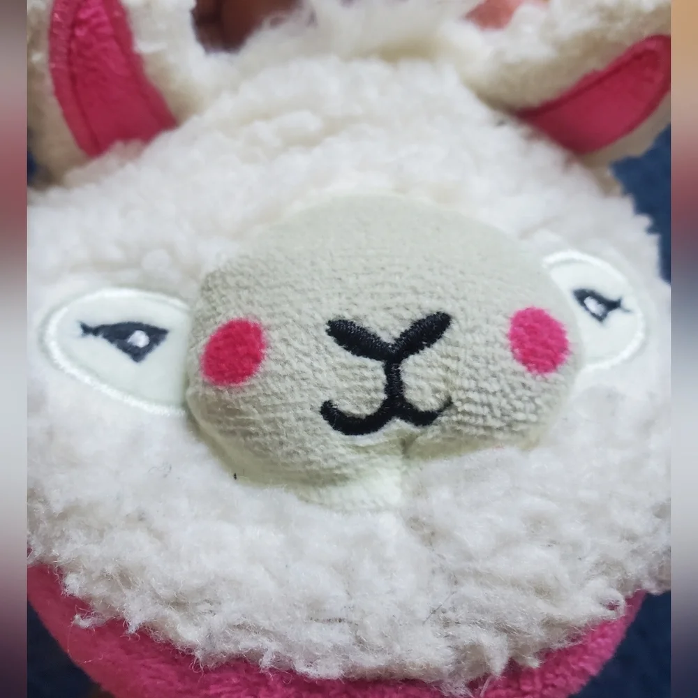 Tucker + Tate Sheep White and Pink Kids Slippers Size 10M